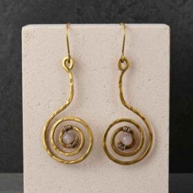 σκουλαρίκια σφυρήλατα σπείρα φεγγαρόπετρα