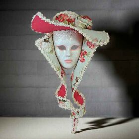 διακοσμητική μάσκα χειροποίητη ύφασμα λουλούδια καπέλο
