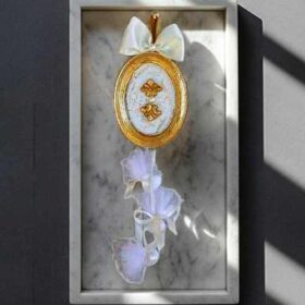 Μπομπονιέρα χειροποίητη κάδρο τοίχου πέρλα σατέν vintage cracklle