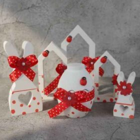 πασχαλινά διακοσμητικά χώρου λαγουδάκια αυγά άσπρο κόκκινο πουά πασχαλίτσα